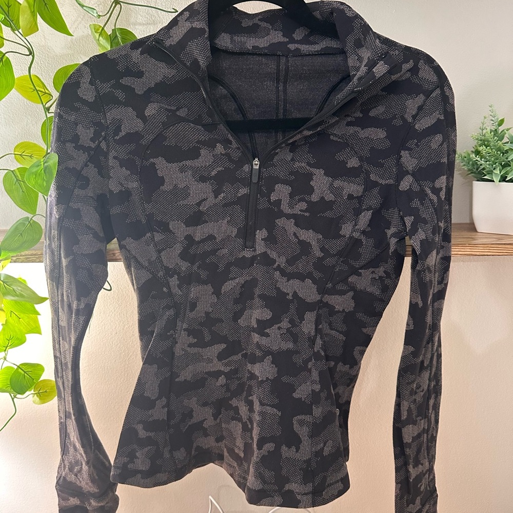 Lululemon Run Briskly 1/2 Zip (6)